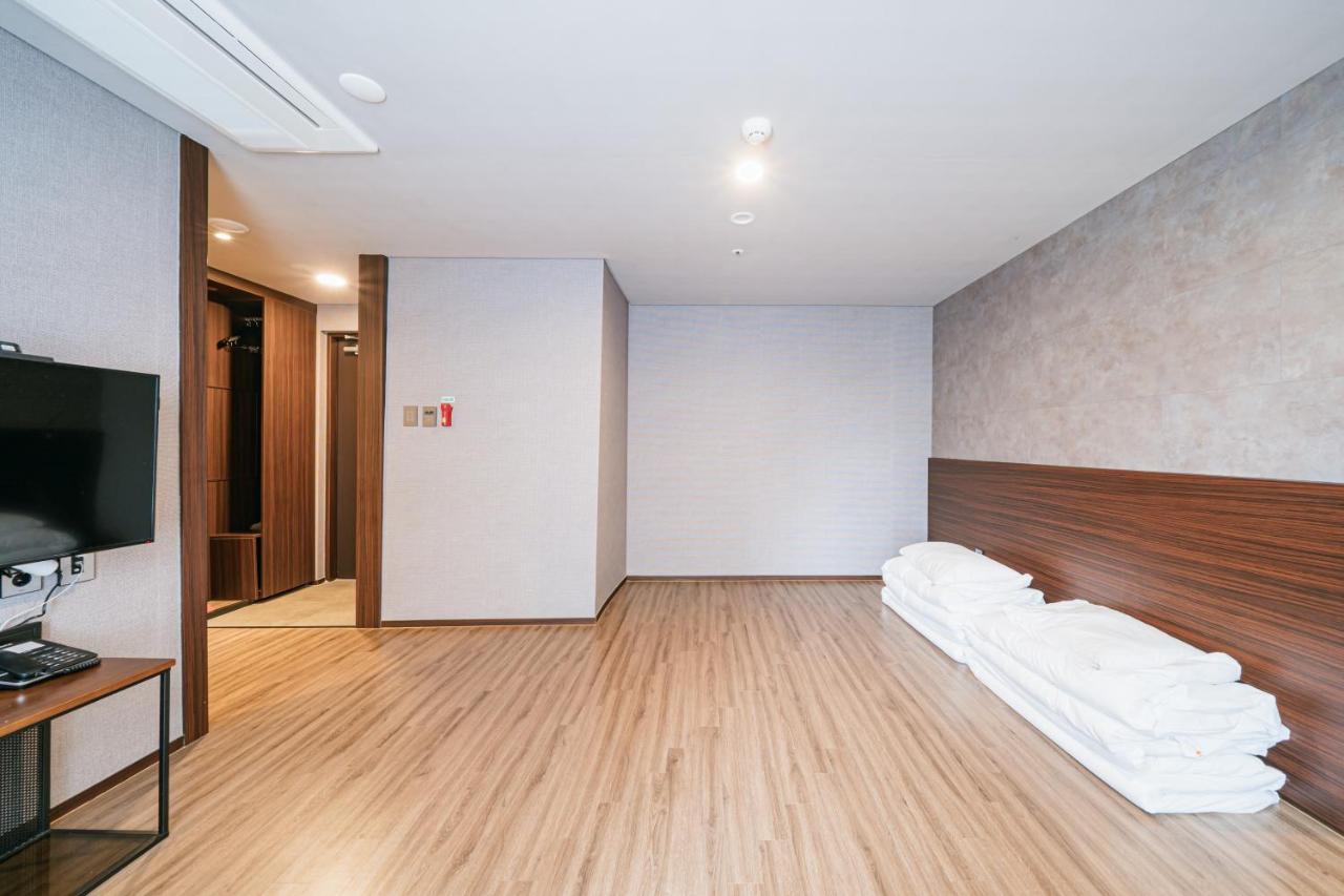 ホテルウィズシティ 済州市 エクステリア 写真